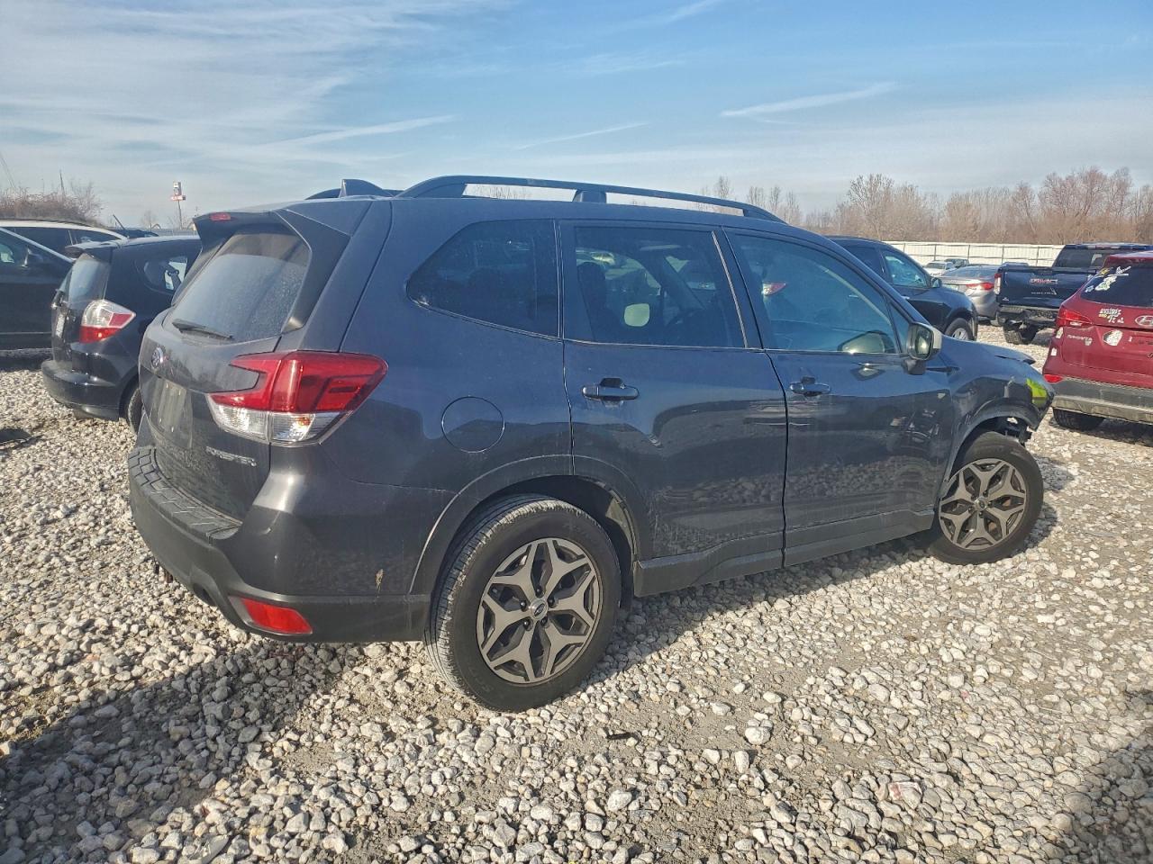 2020 SUBARU FORESTER