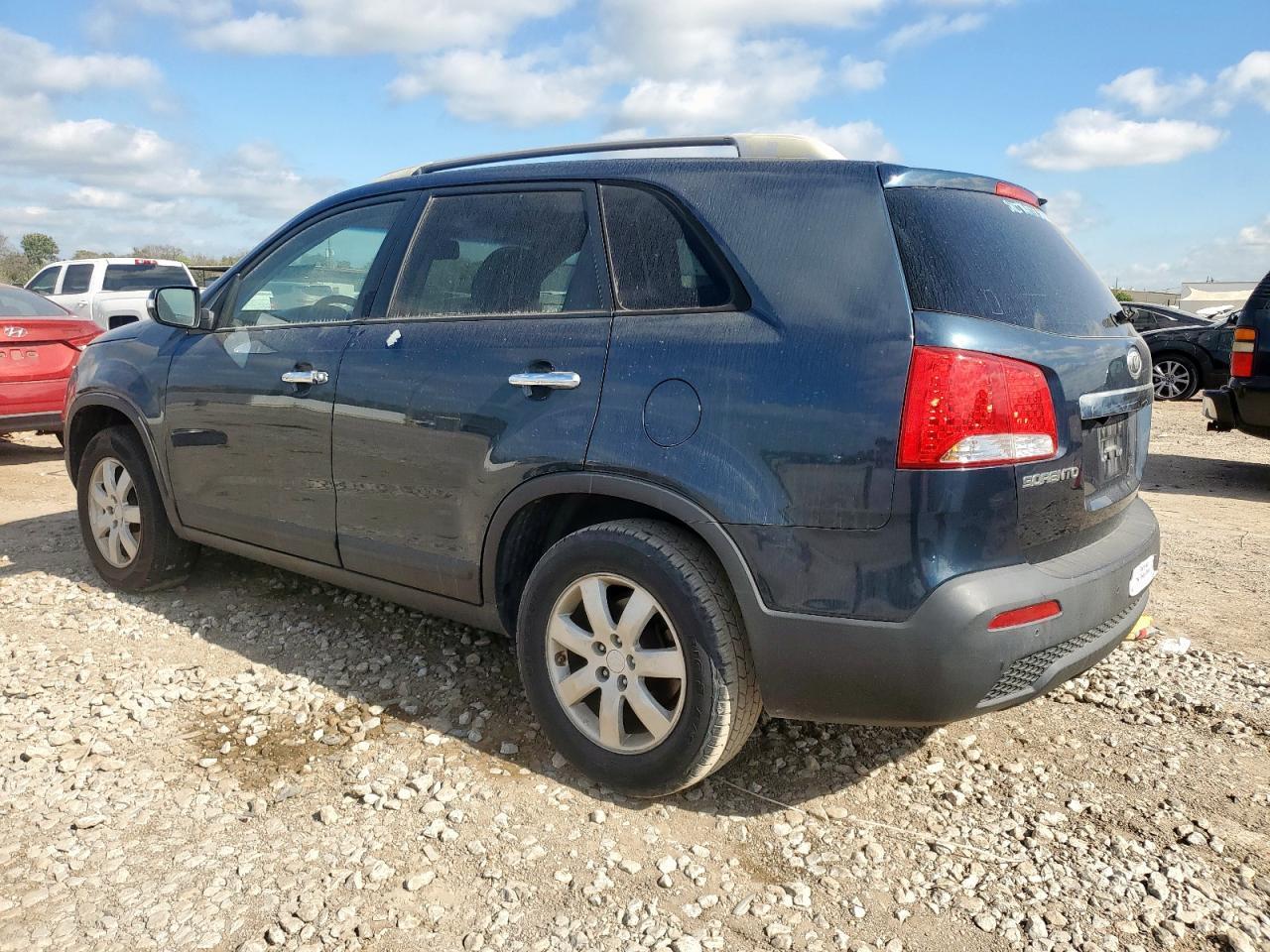2011 KIA SORENTO