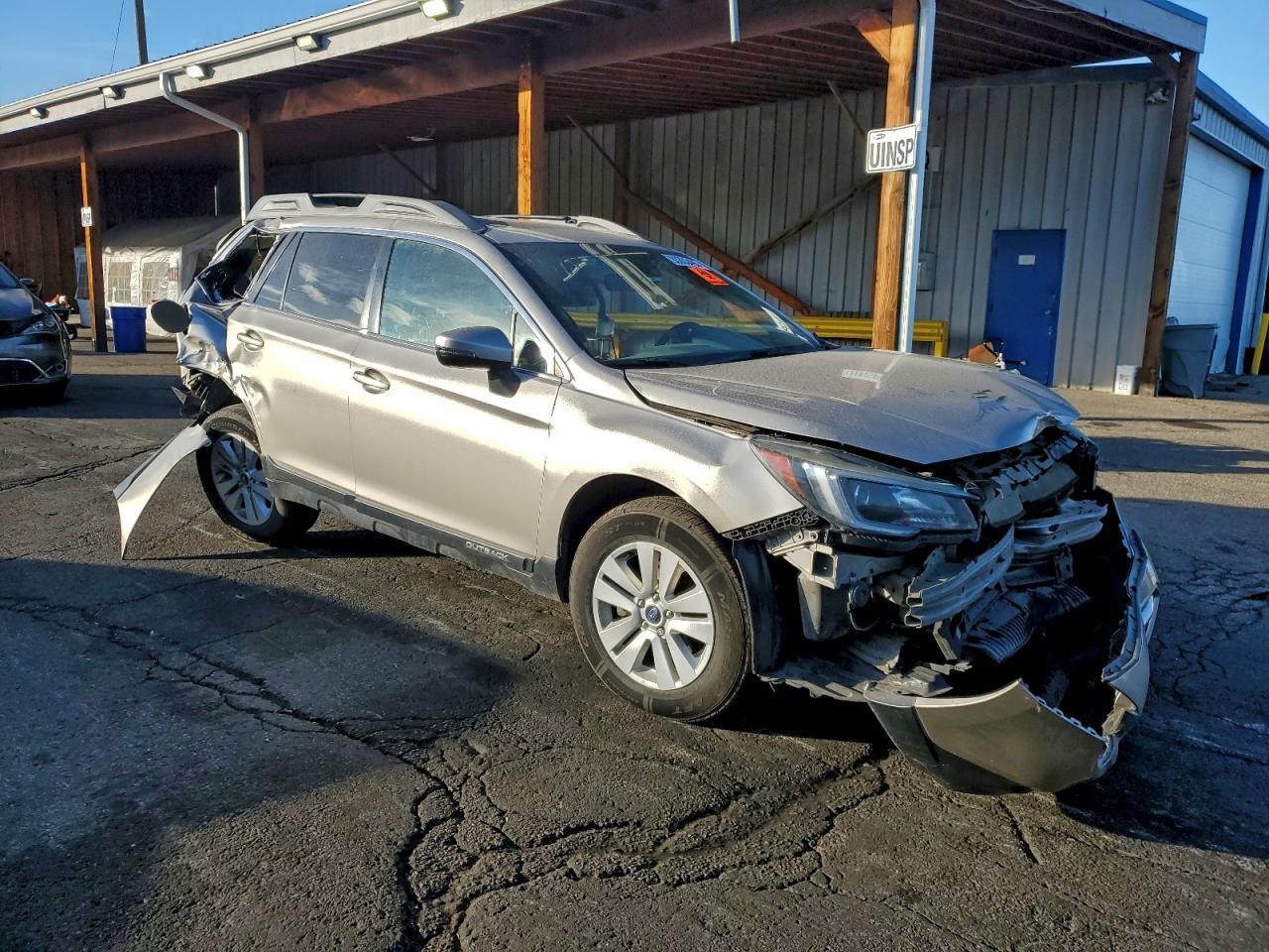 2019 SUBARU Outback