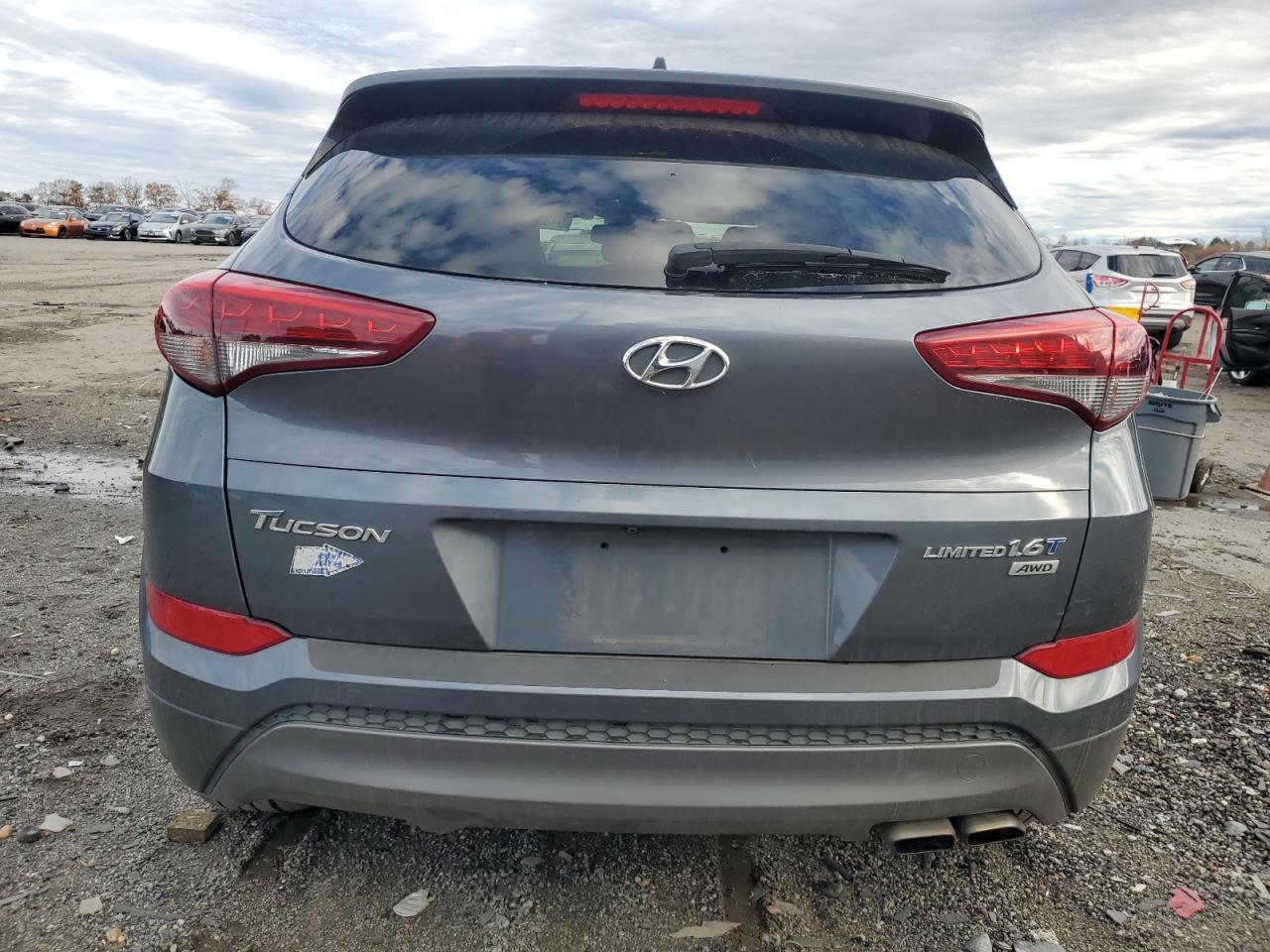 2016 HYUNDAI TUCSON