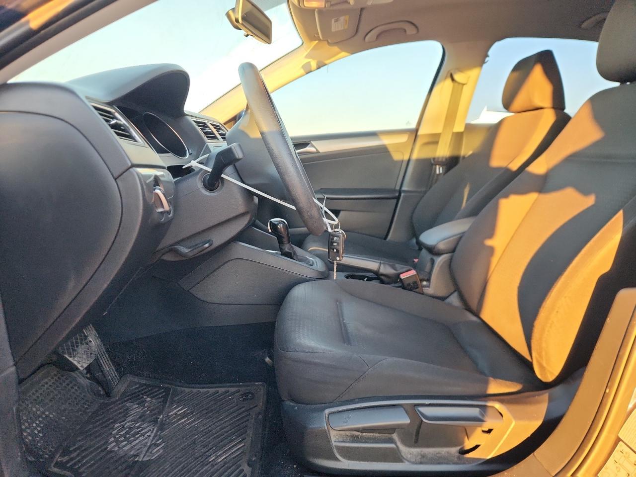 2015 VOLKSWAGEN JETTA