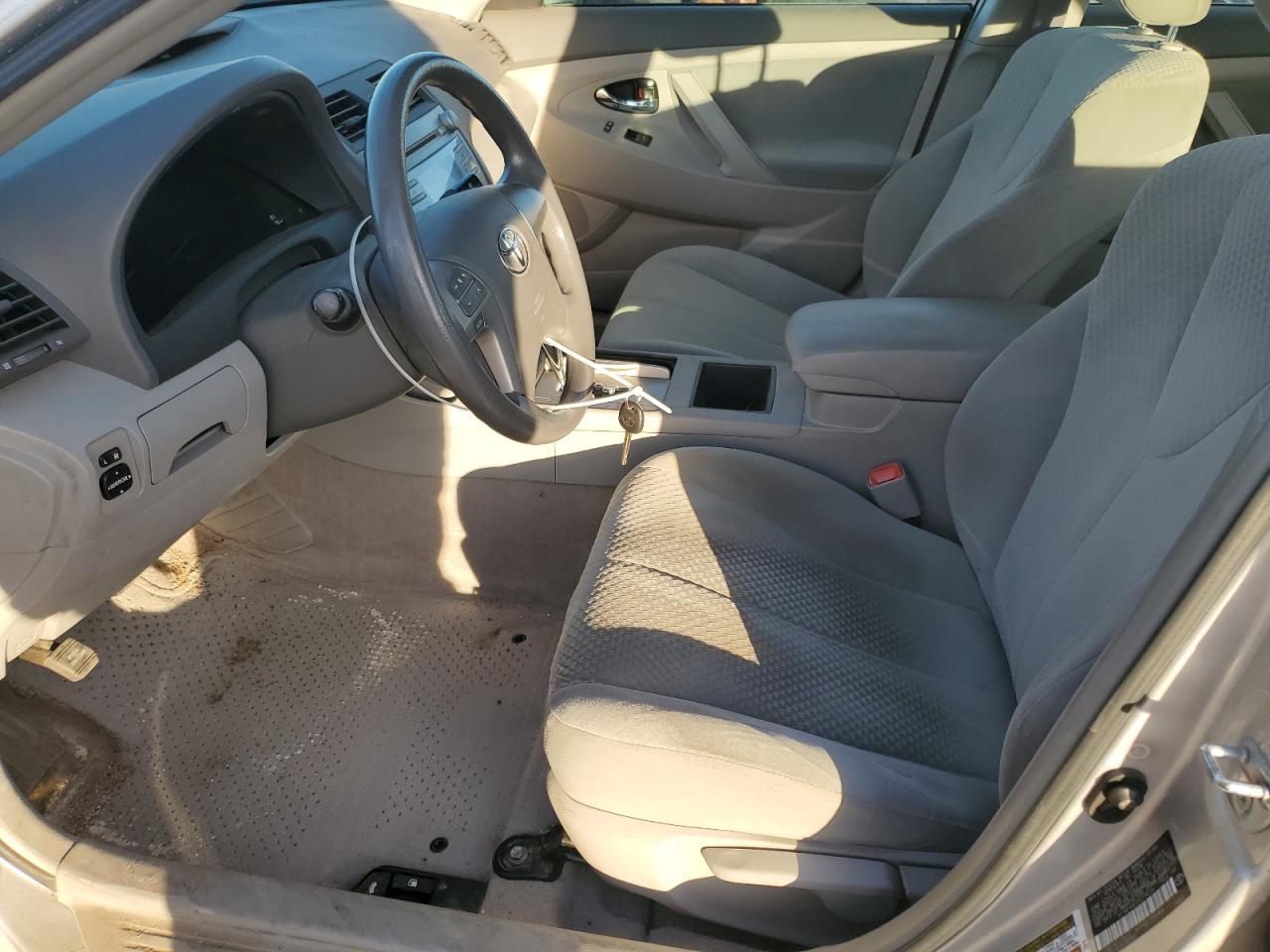 2009 TOYOTA CAMRY