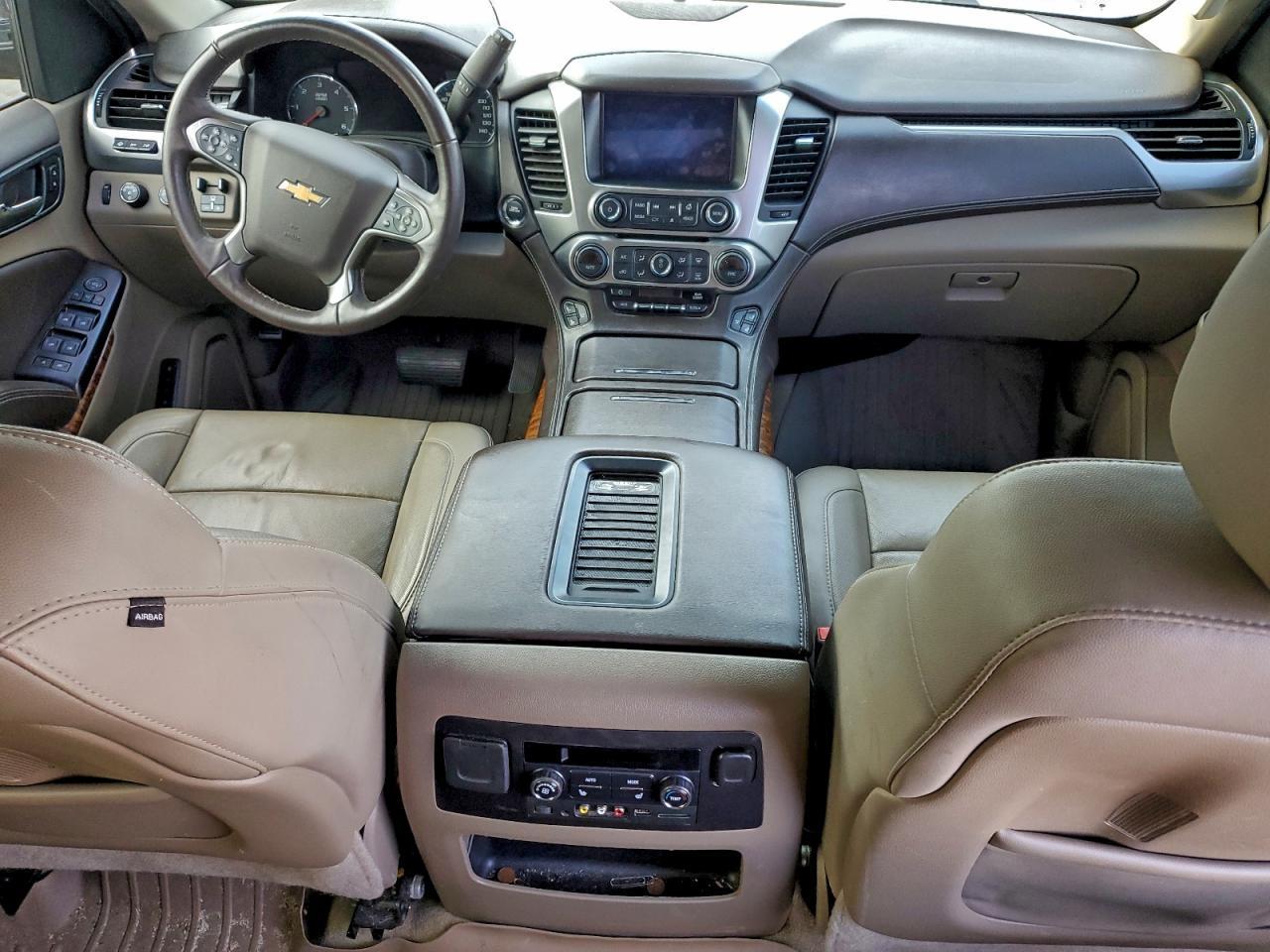 2016 CHEVROLET Suburban