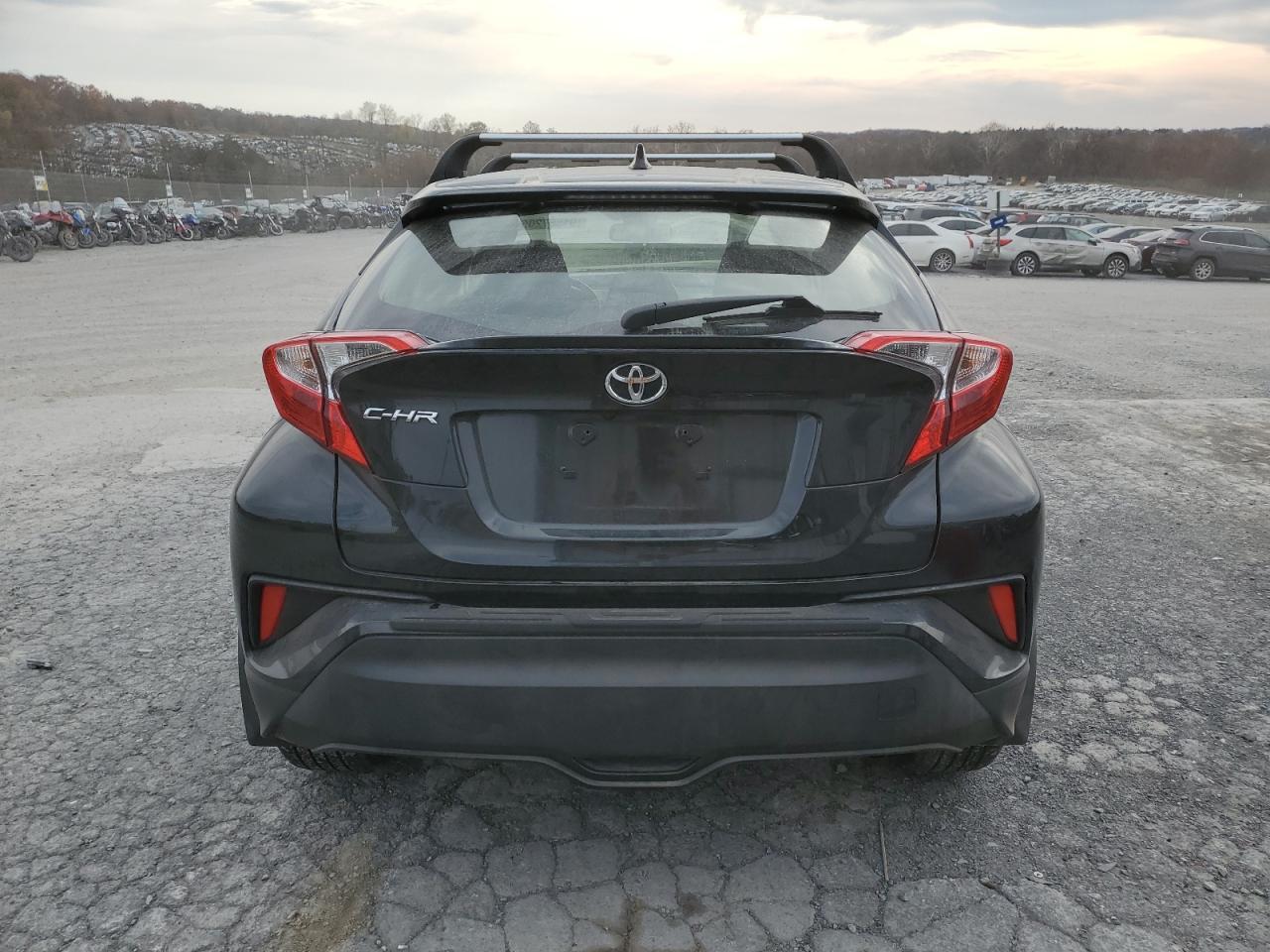 2018 TOYOTA C-HR