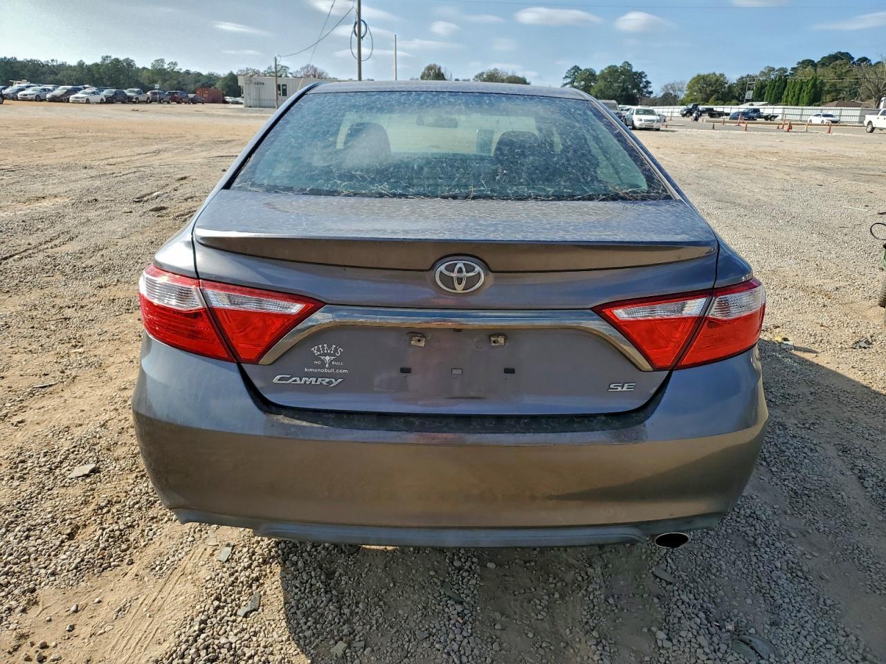 2016 TOYOTA CAMRY