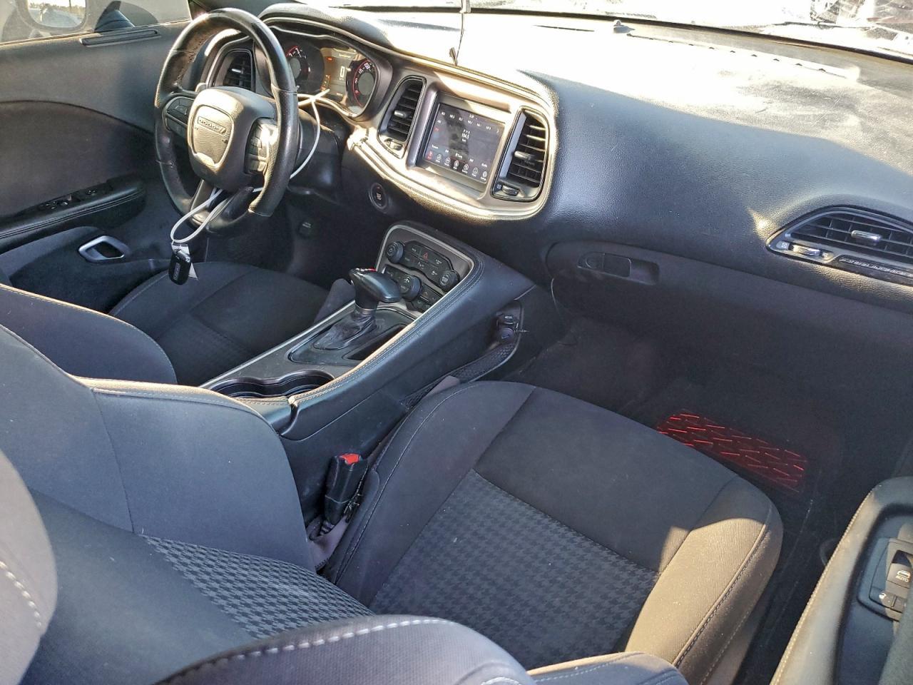 2019 DODGE Challenger