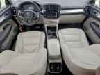 2022 VOLVO XC40