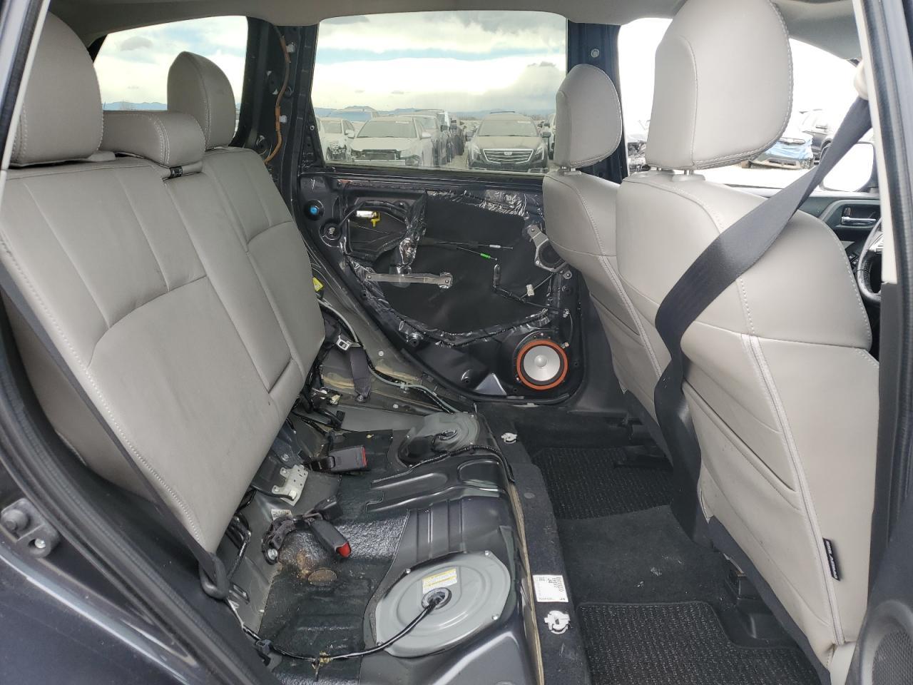 2014 SUBARU FORESTER
