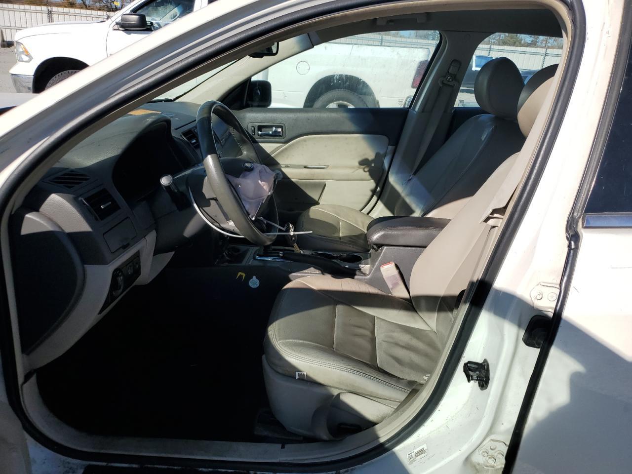 2011 FORD FUSION
