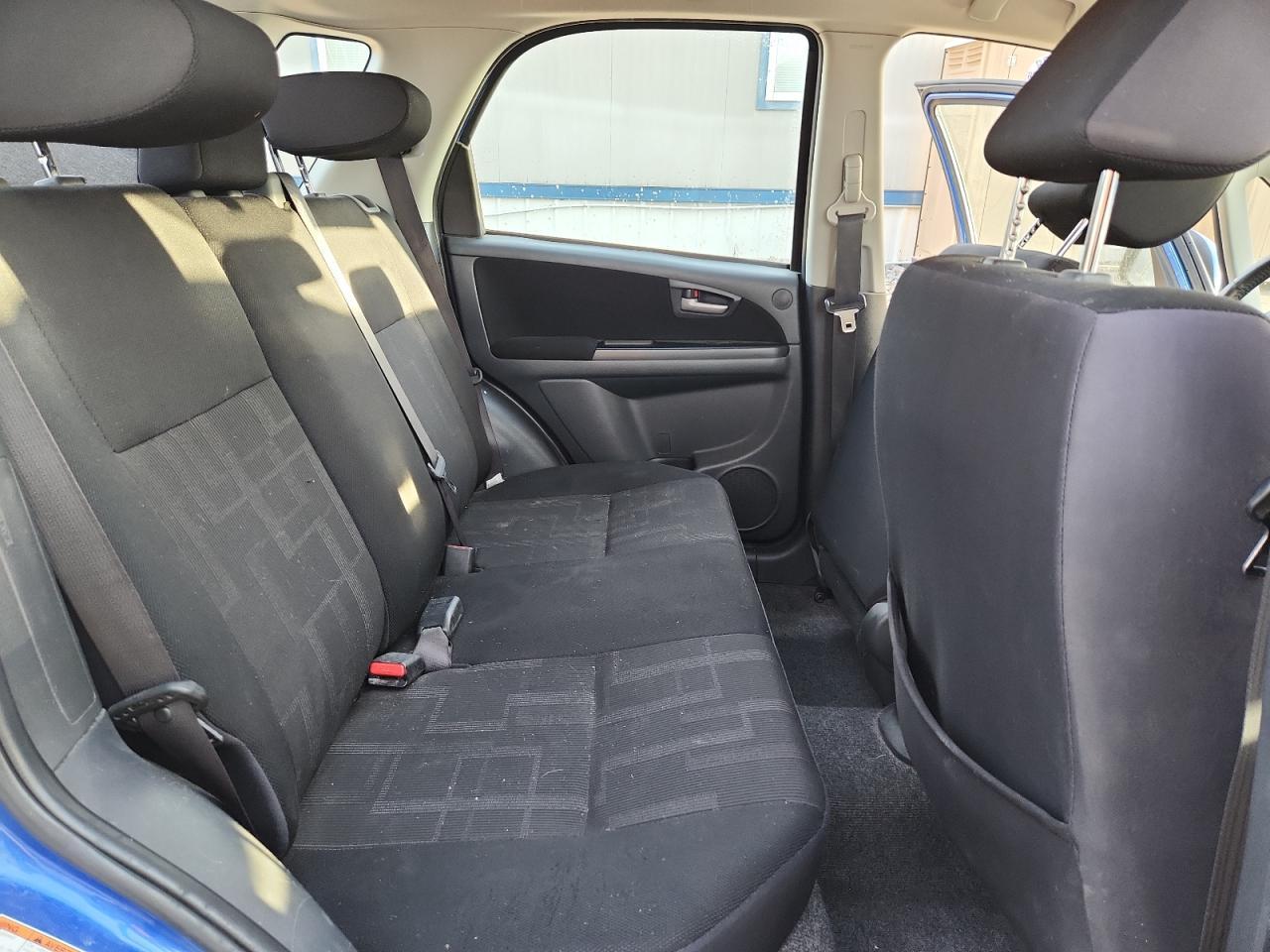 2012 SUZUKI SX4