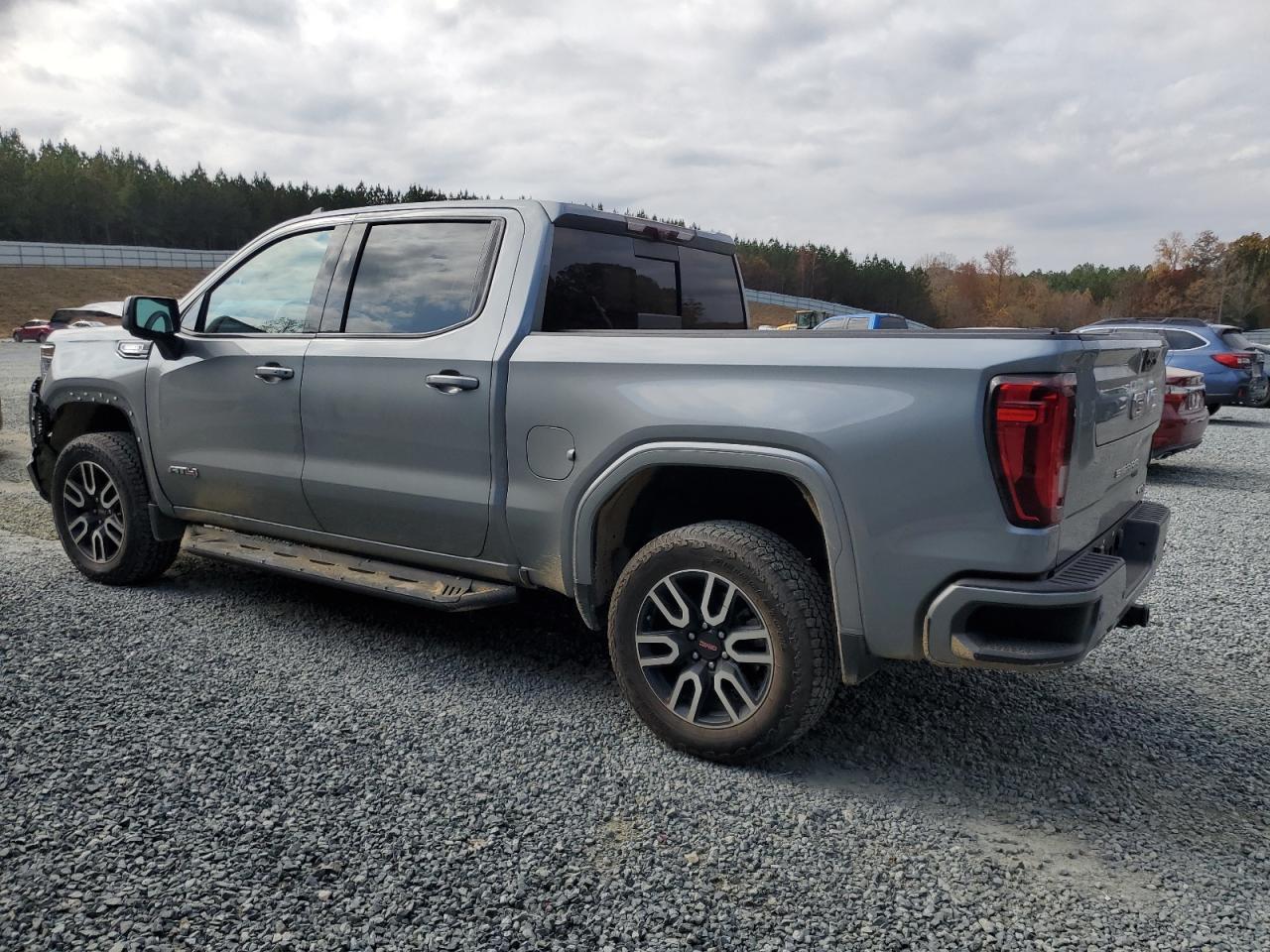 2024 GMC Sierra