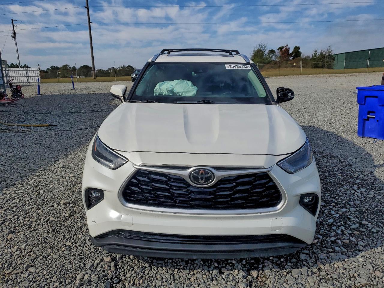 2021 TOYOTA HIGHLANDER