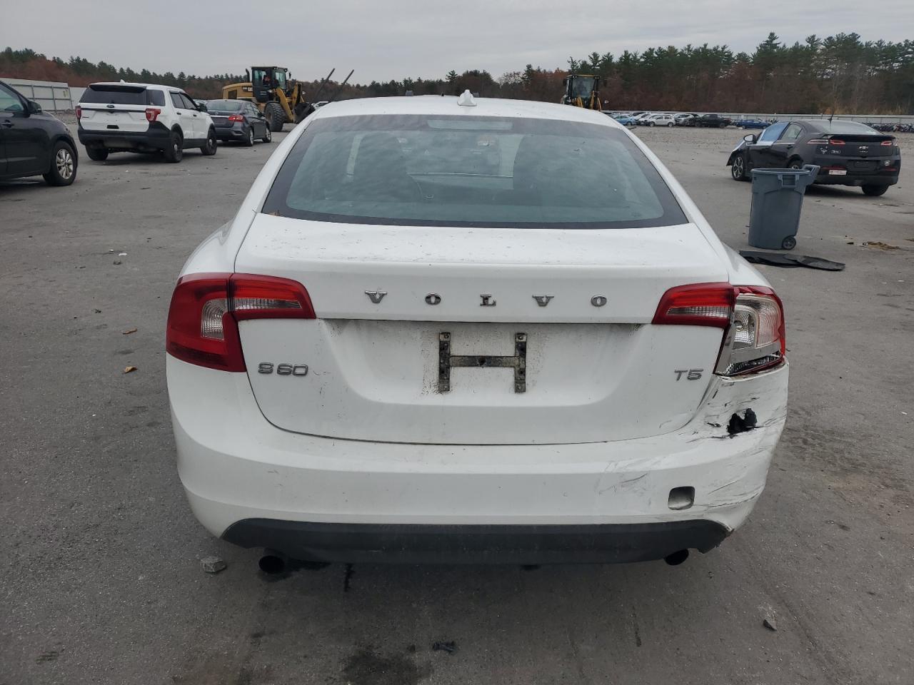 2012 VOLVO S60
