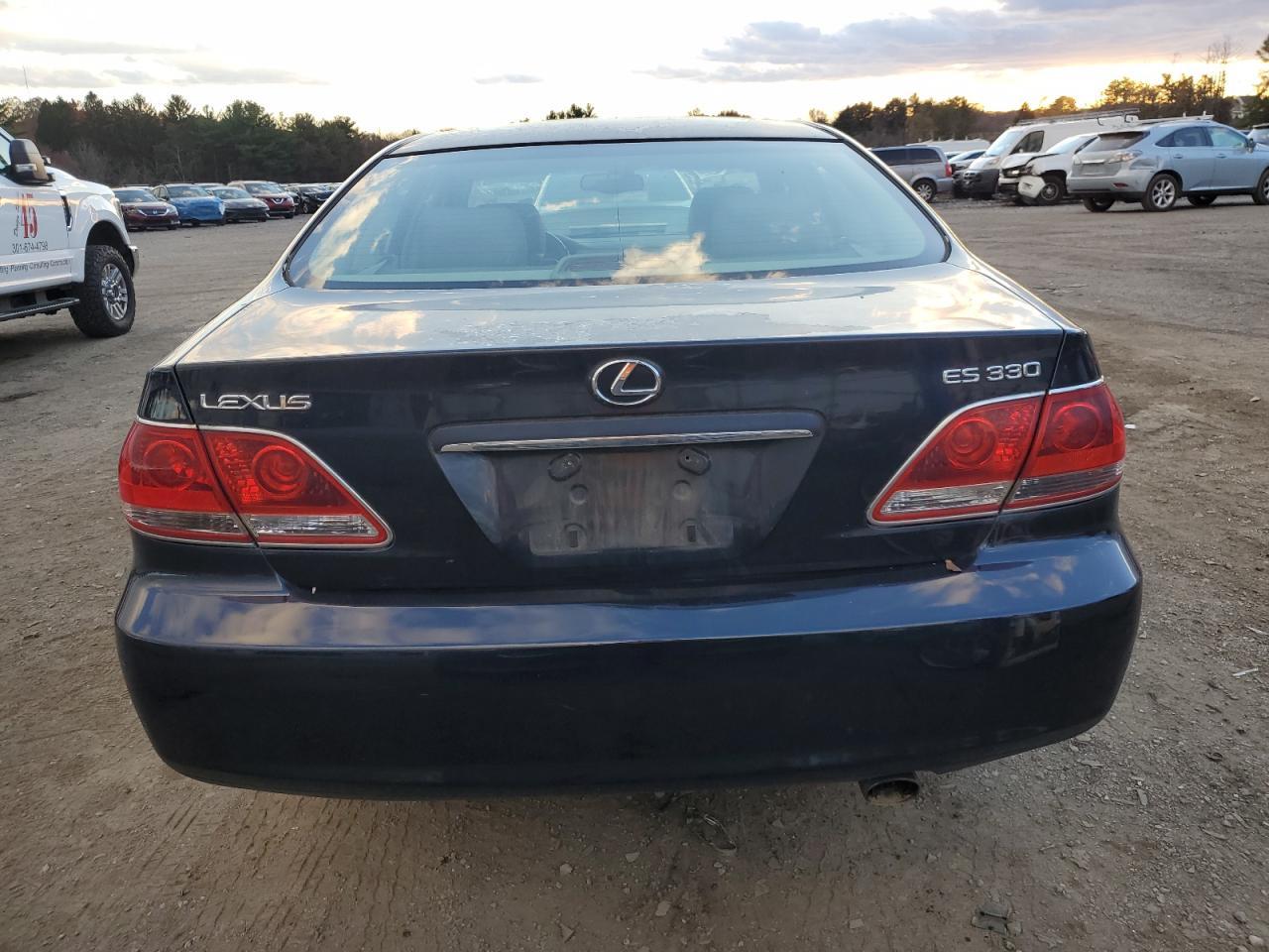 2005 LEXUS ES 330