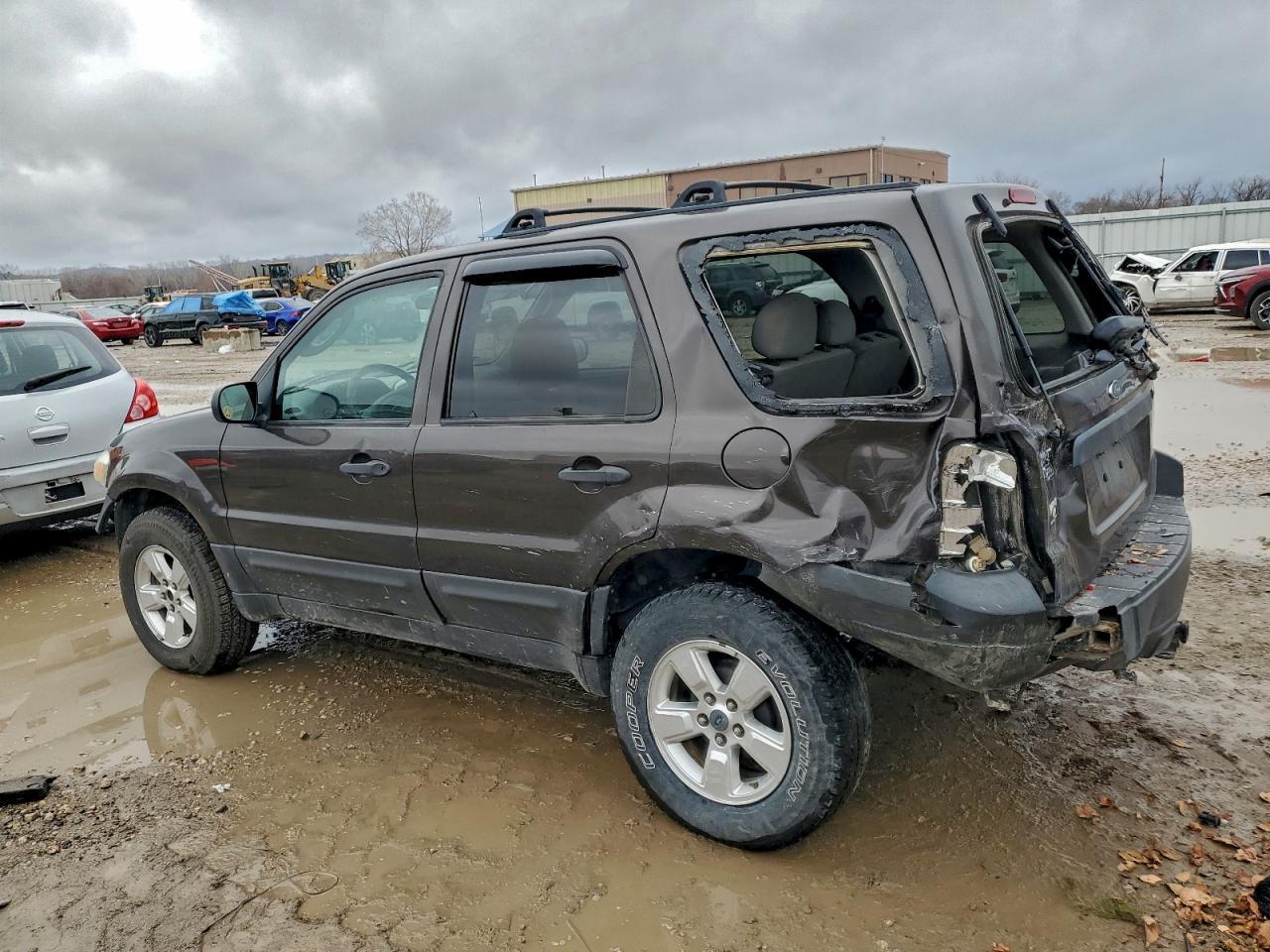 2006 FORD ESCAPE