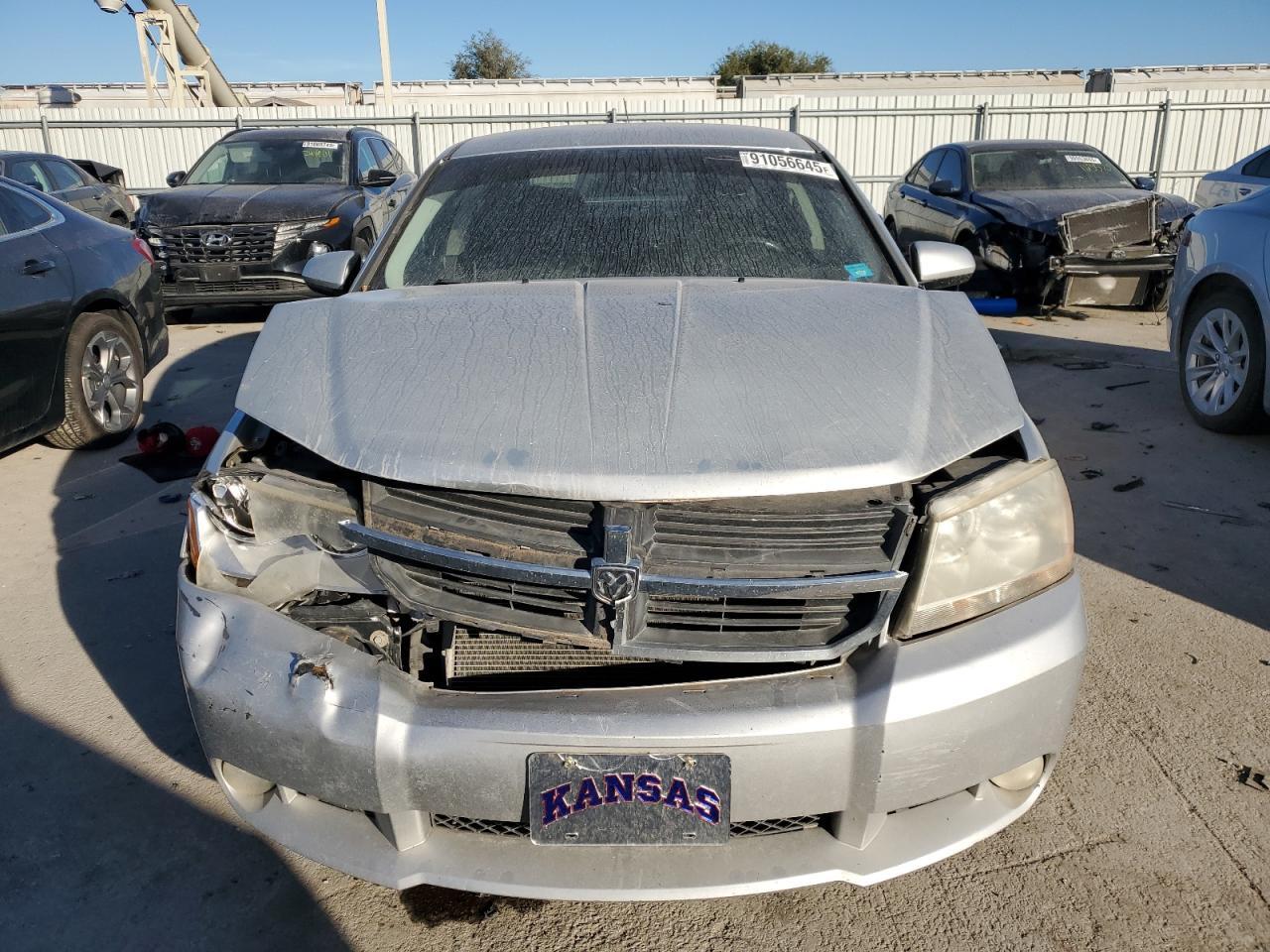 2010 DODGE Avenger