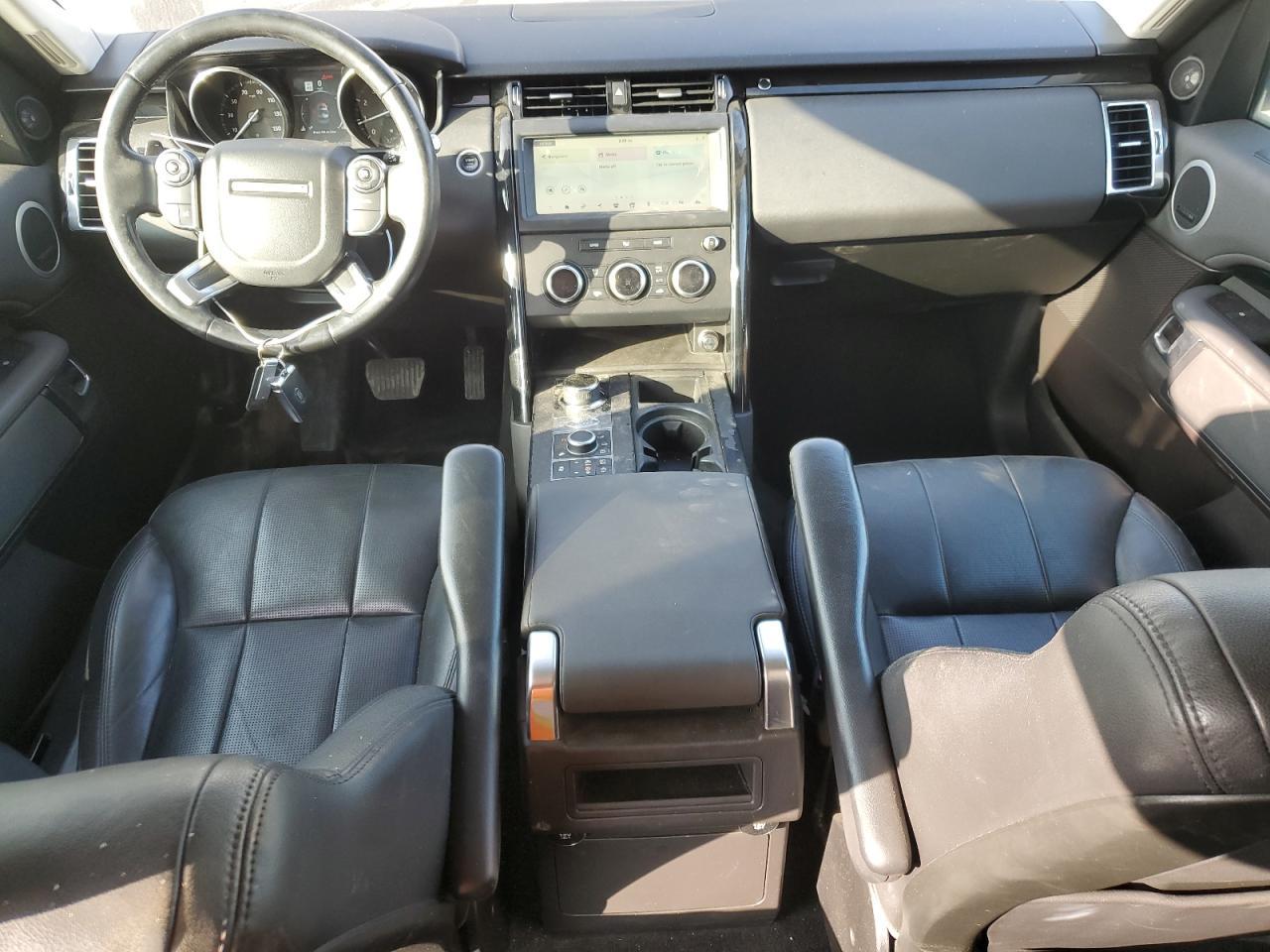 2018 LAND ROVER Discovery