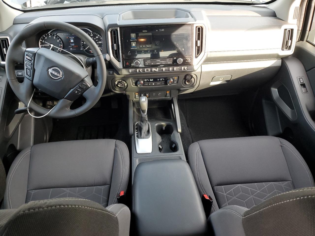 2025 NISSAN Frontier
