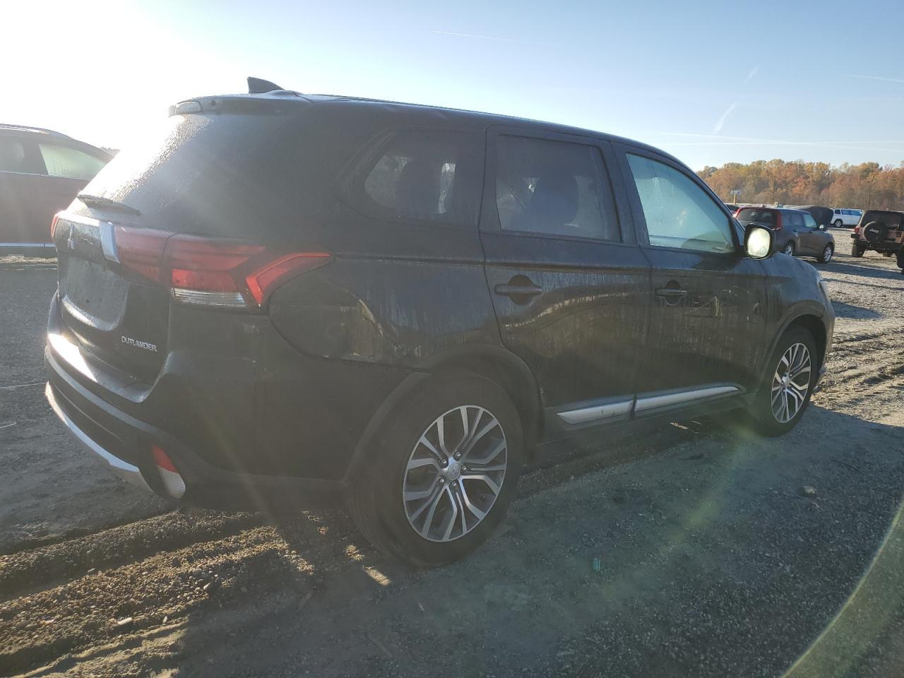 2017 MITSUBISHI outlander