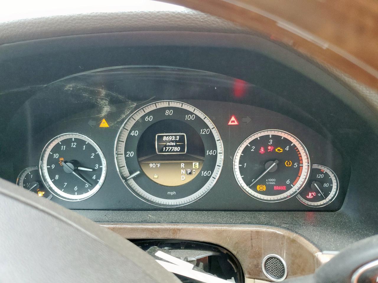 2012 MERCEDES-BENZ E-Class