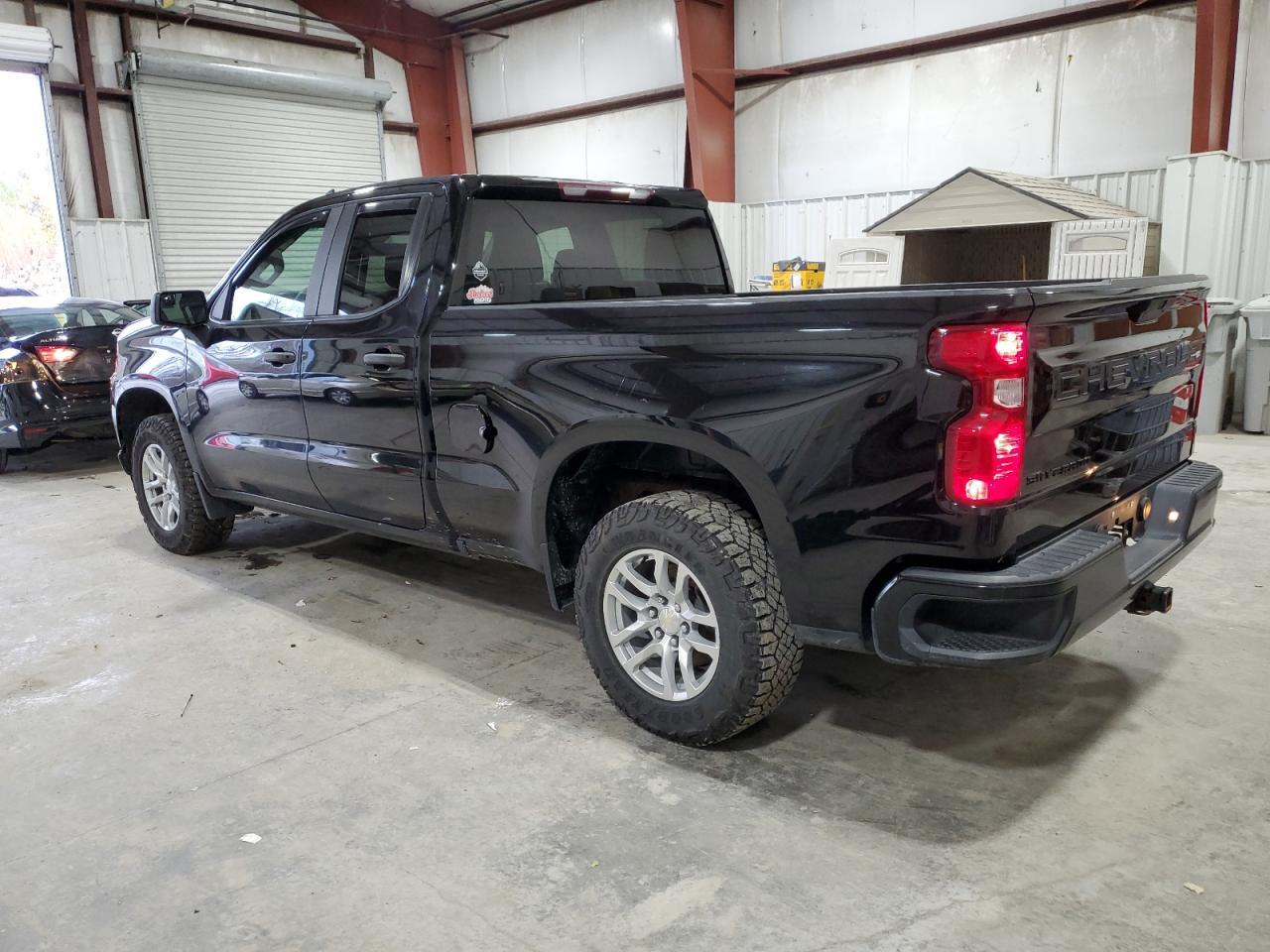 2021 CHEVROLET Silverado