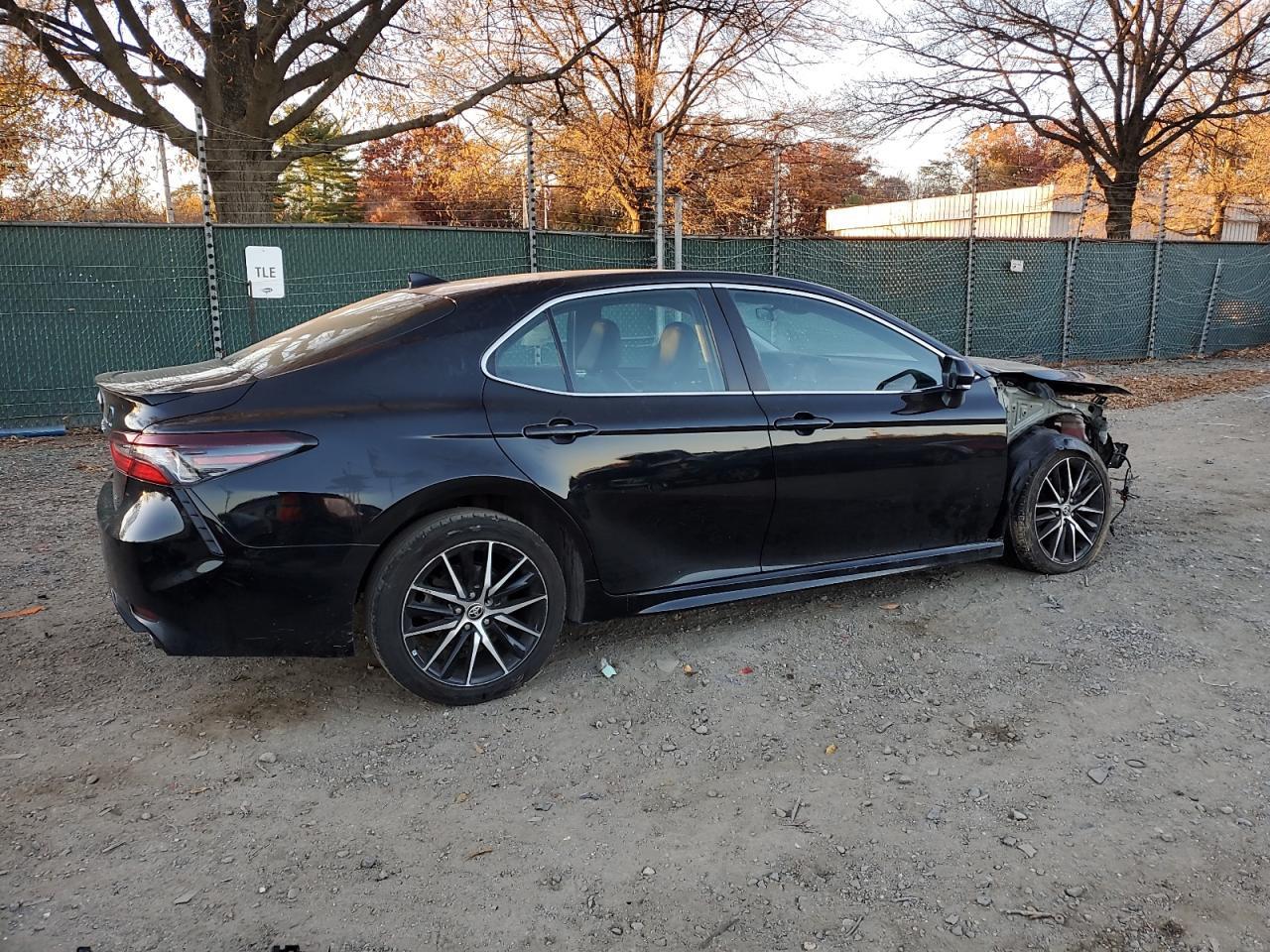 2023 TOYOTA CAMRY