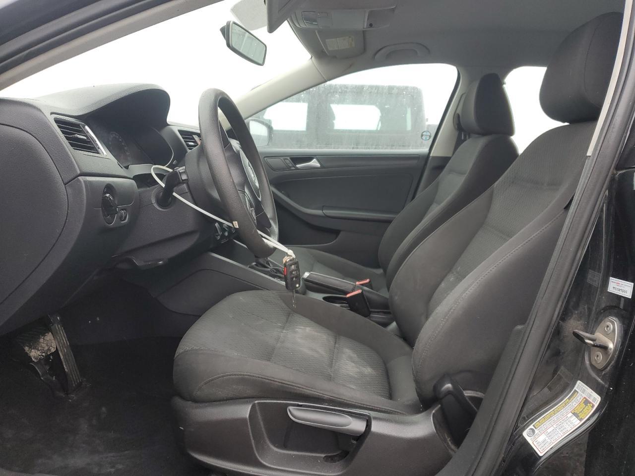2011 VOLKSWAGEN JETTA