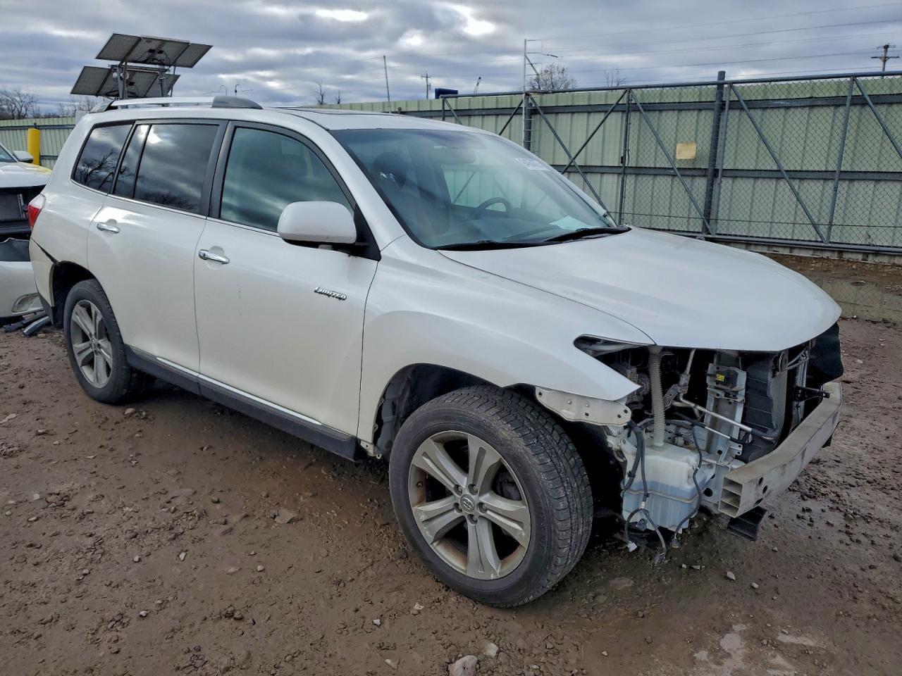 2012 TOYOTA HIGHLANDER