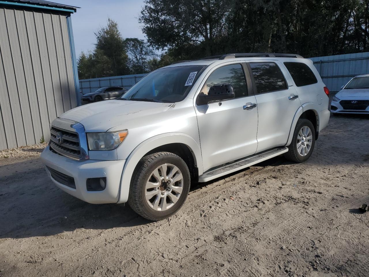 2012 TOYOTA Sequoia