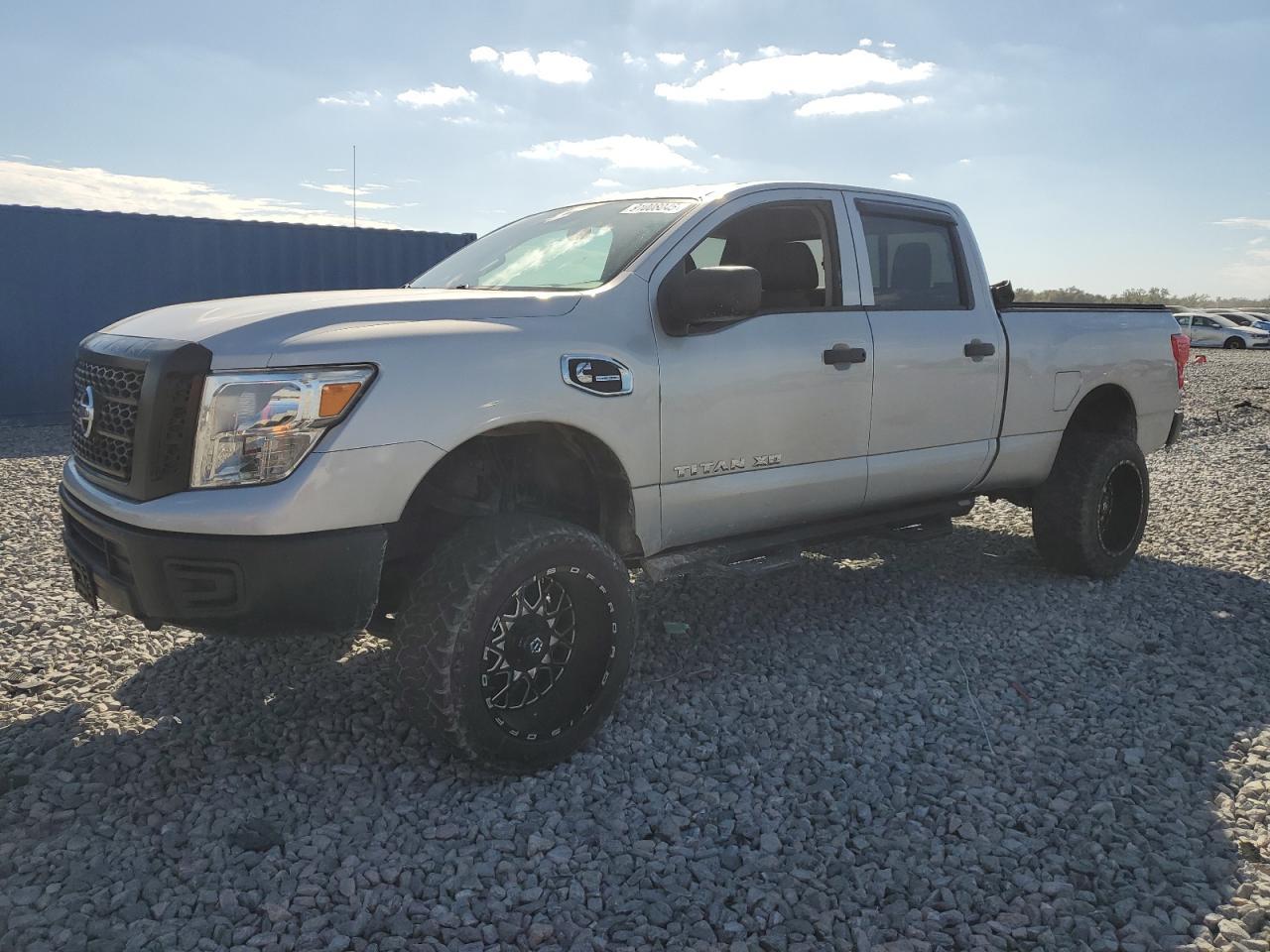 2018 NISSAN Titan