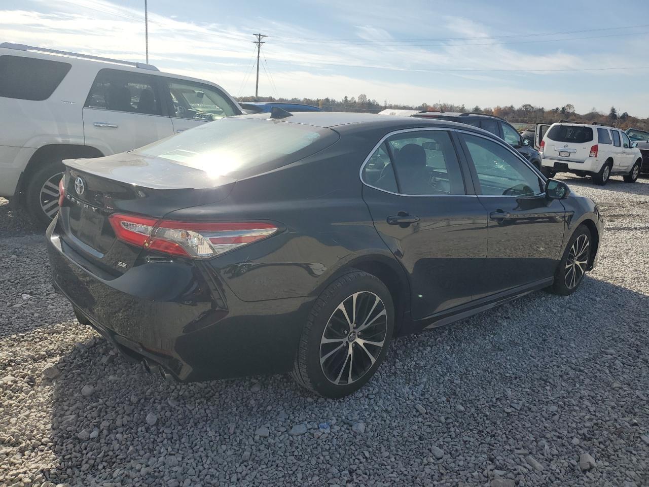 2019 TOYOTA CAMRY
