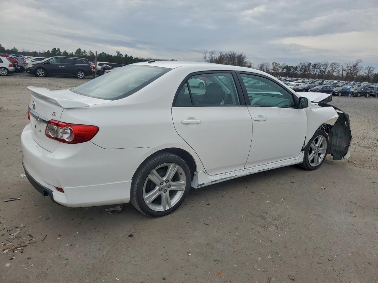 2013 TOYOTA COROLLA