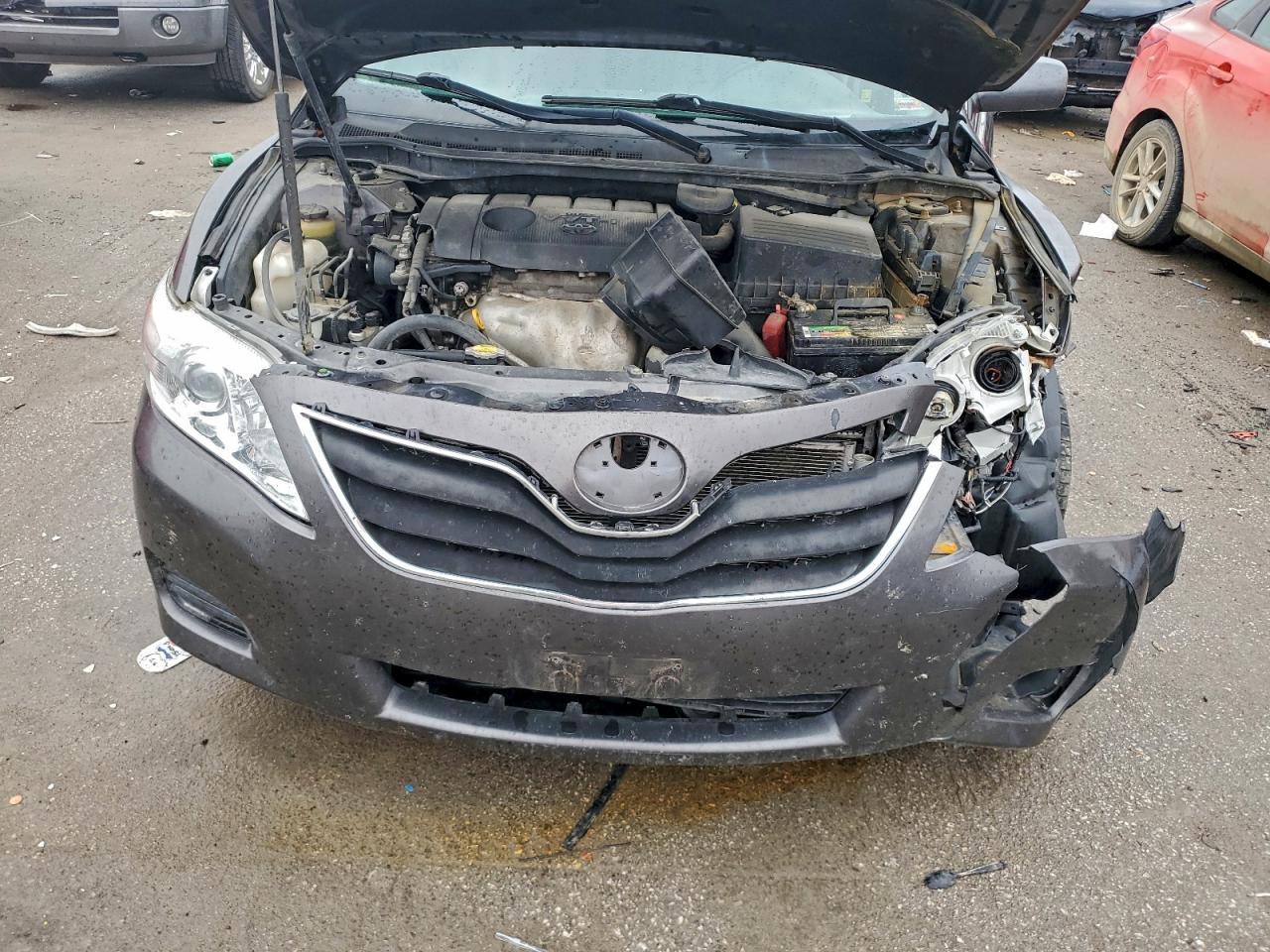 2011 TOYOTA CAMRY