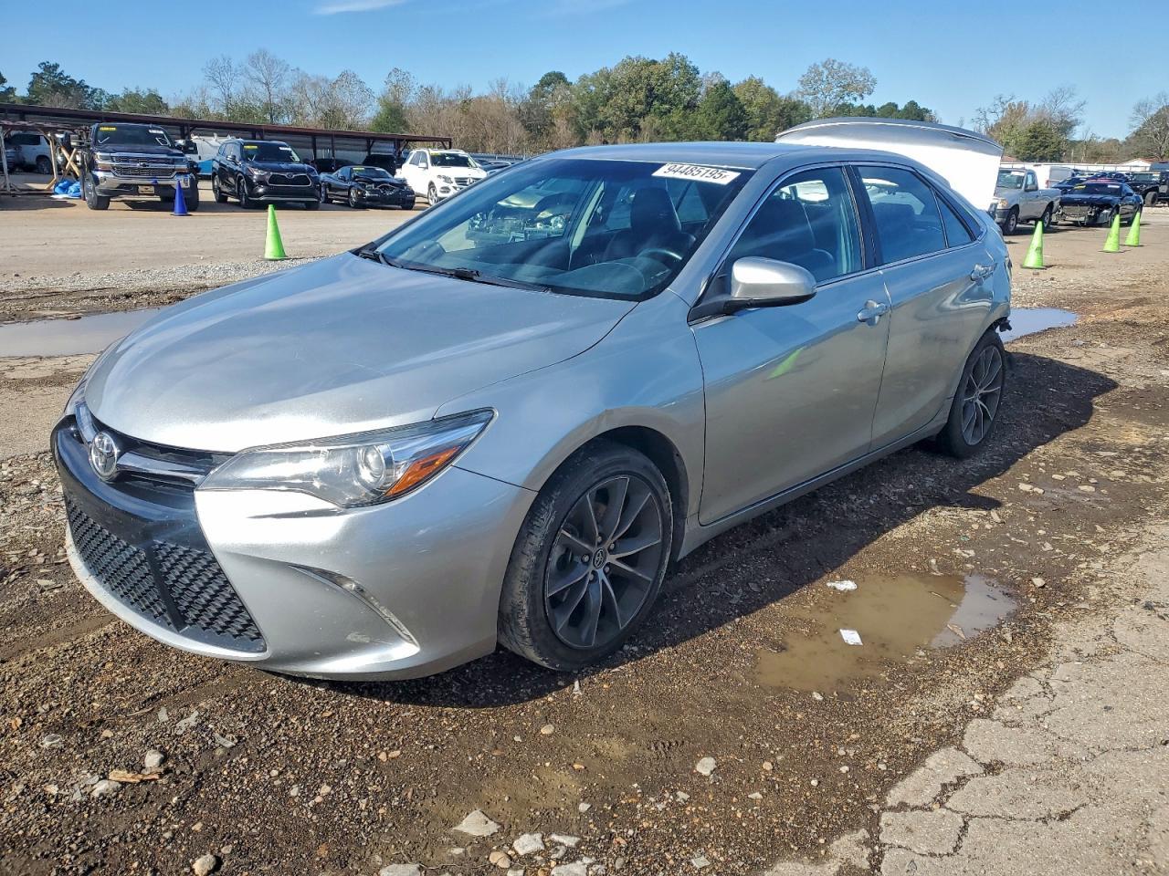 2015 TOYOTA CAMRY