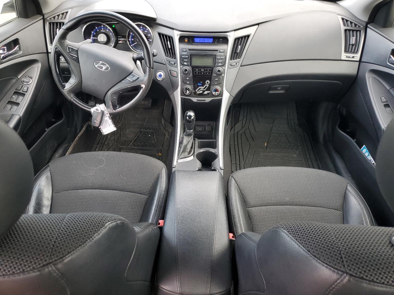 2012 HYUNDAI SONATA