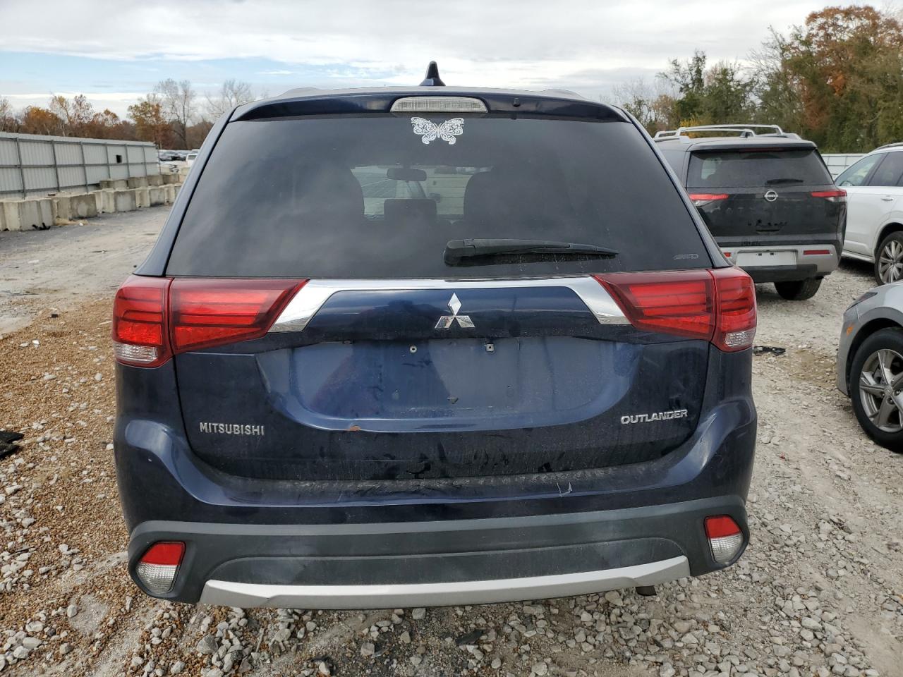 2018 MITSUBISHI outlander