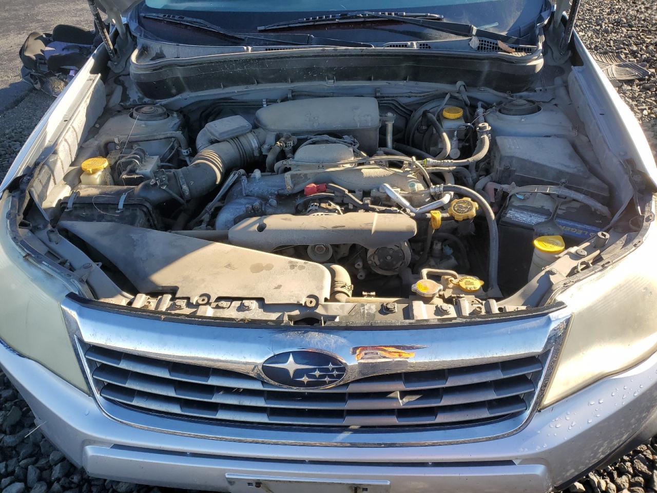 2010 SUBARU FORESTER