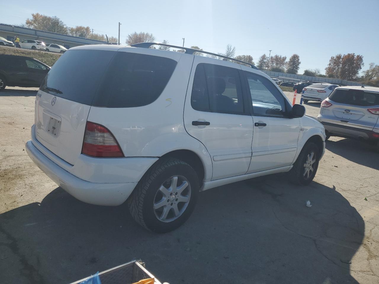 2000 MERCEDES-BENZ ML-Class
