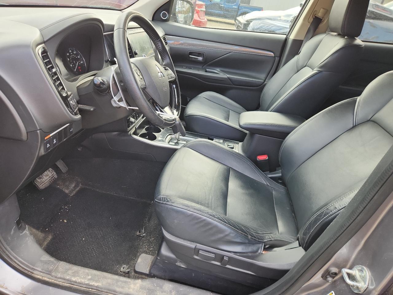 2019 MITSUBISHI outlander