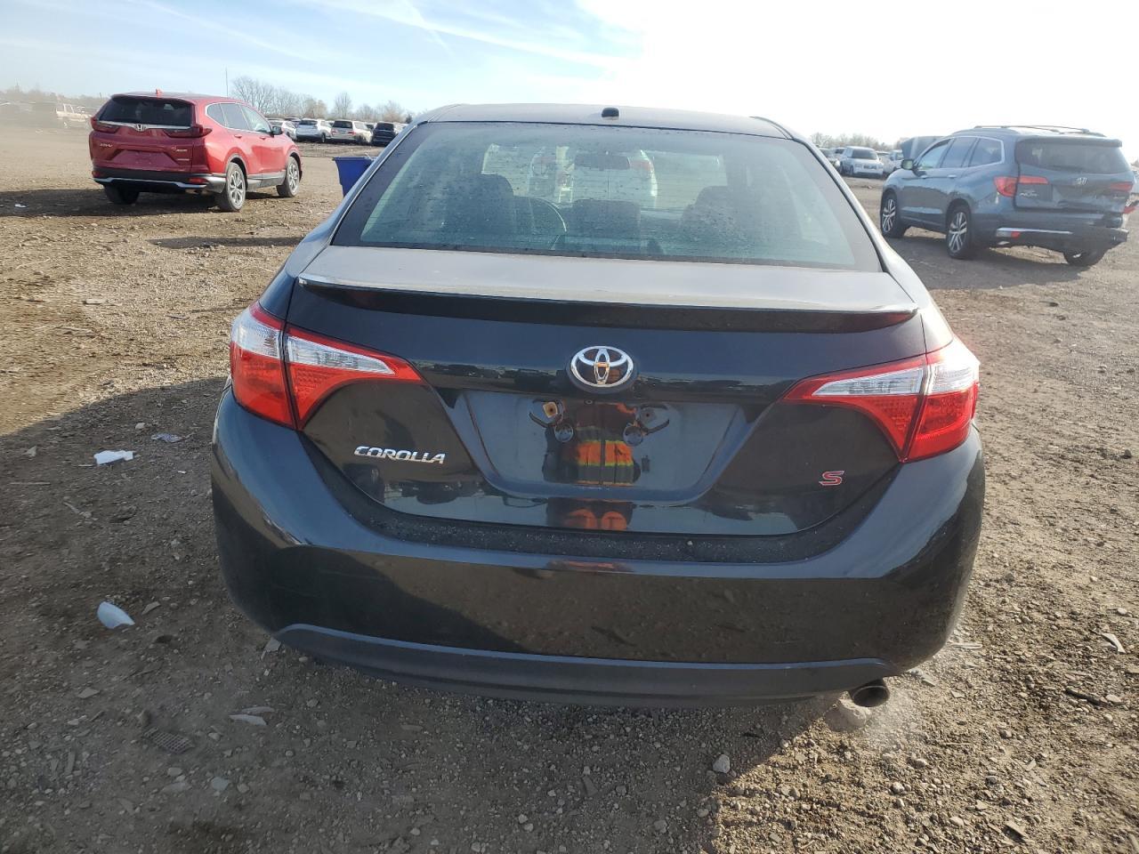 2015 TOYOTA COROLLA