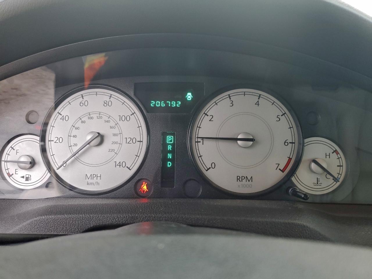 2005 CHRYSLER 300