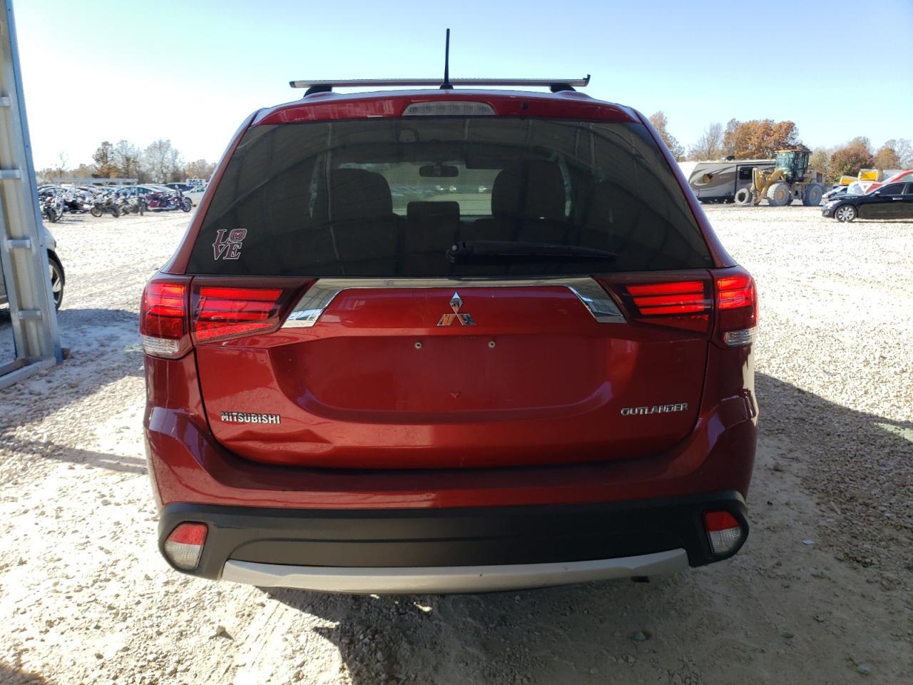 2016 MITSUBISHI outlander