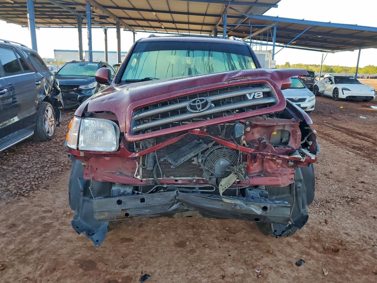 2004 TOYOTA Sequoia