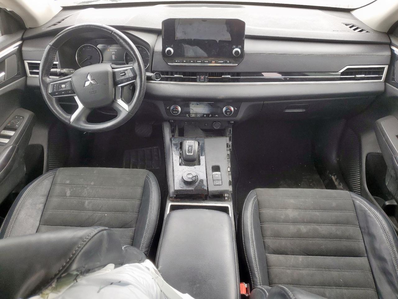 2022 MITSUBISHI outlander