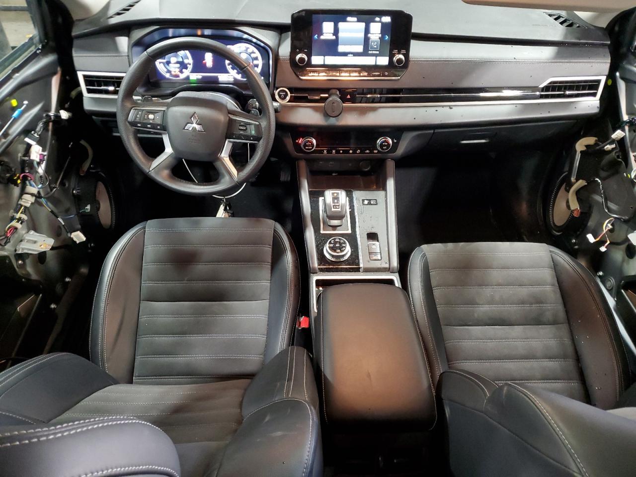 2024 MITSUBISHI outlander