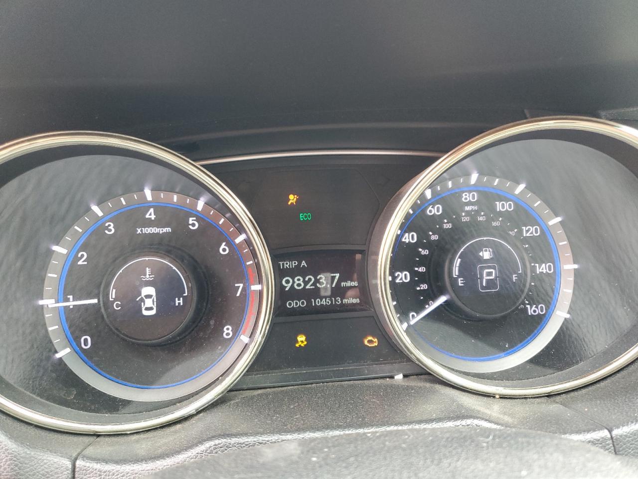 2011 HYUNDAI SONATA