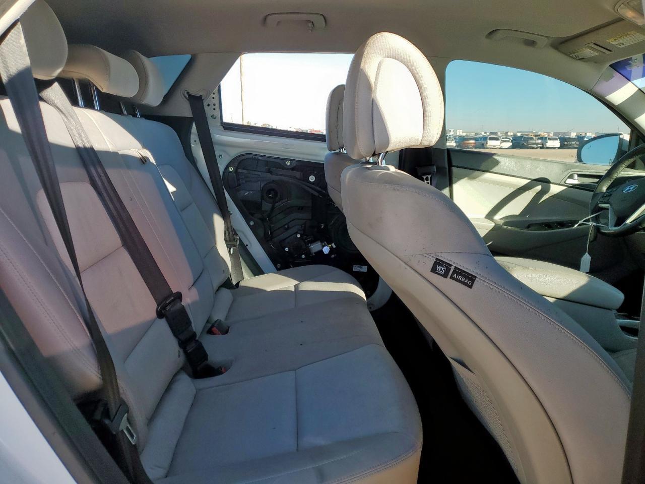 2018 HYUNDAI TUCSON