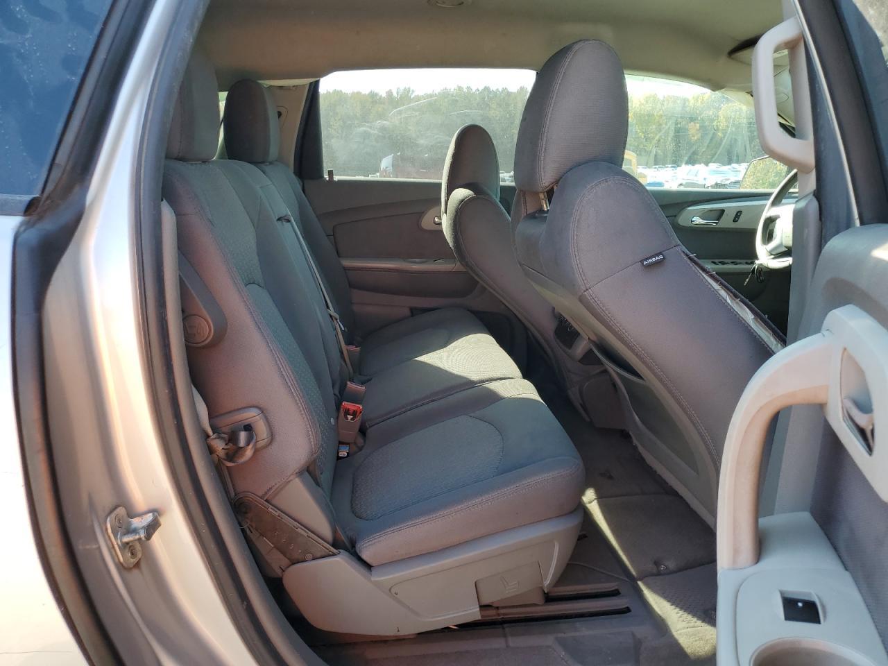 2011 CHEVROLET TRAVERSE