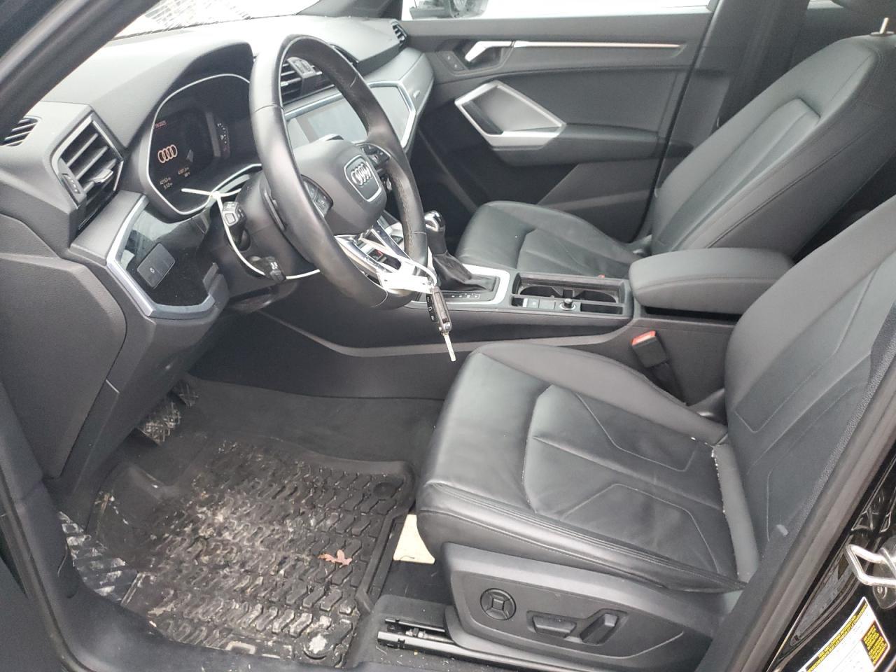 2022 AUDI Q3