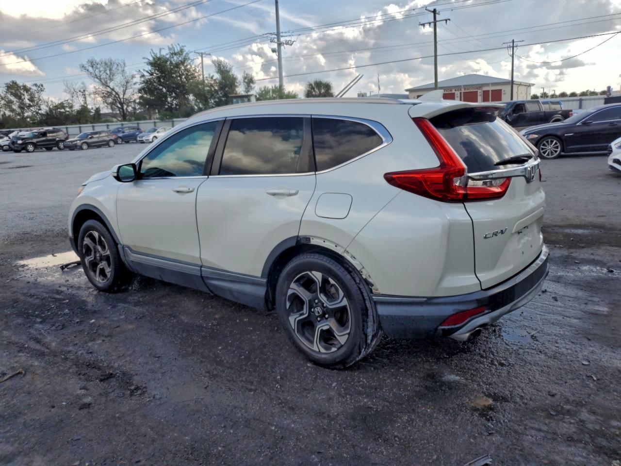 2017 HONDA CR-V